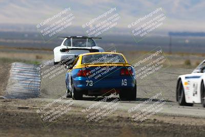 media/Oct-26-2025-CalClub SCCA (Sun) [[8ce1e69566]]/Group 4/Grapevine/